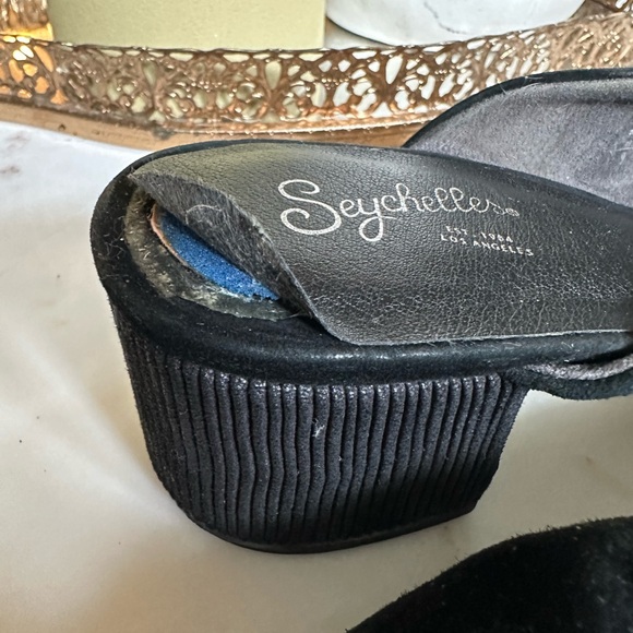 Seychelles Black Suede Mules - Picture 5 of 7
